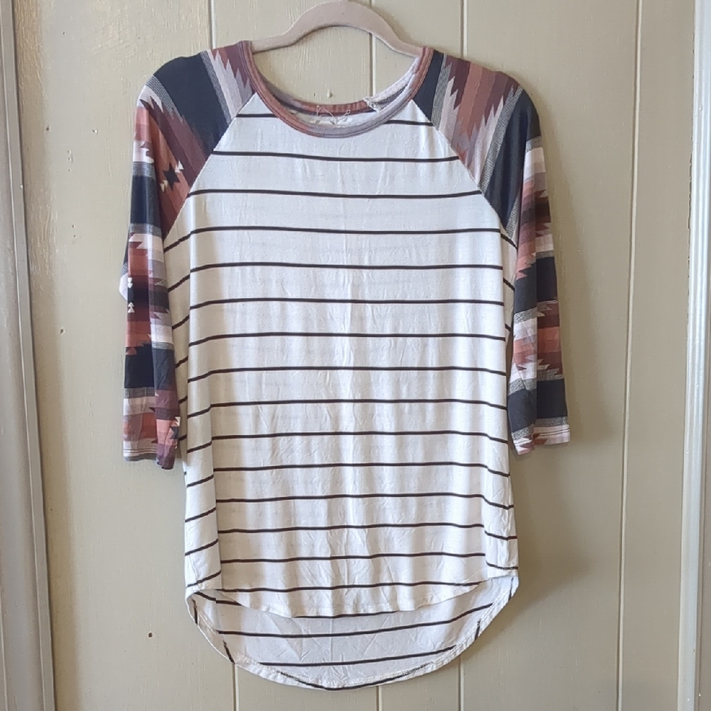 Maurices Multicolor Striped Aztec Sleeve Top Size Medium